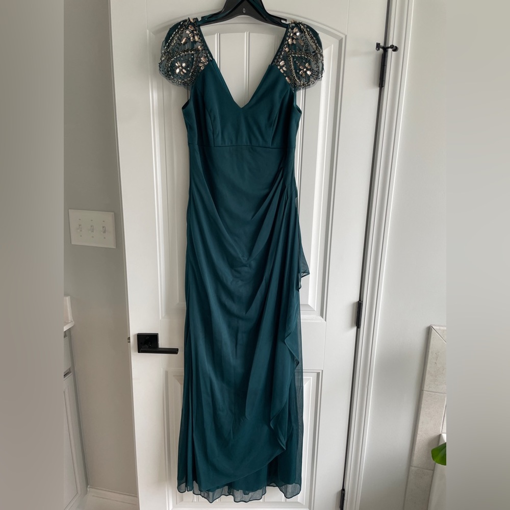 Emerald green maxi ball gown - prom dress size 8 military ball gown